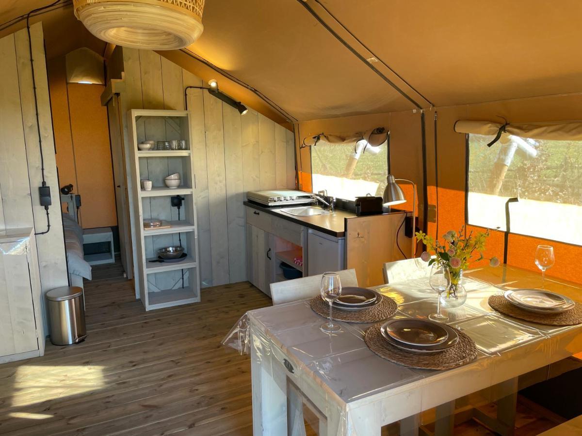 Luxe safaritenten Petit013 - nieuw Tilburg Buitenkant foto